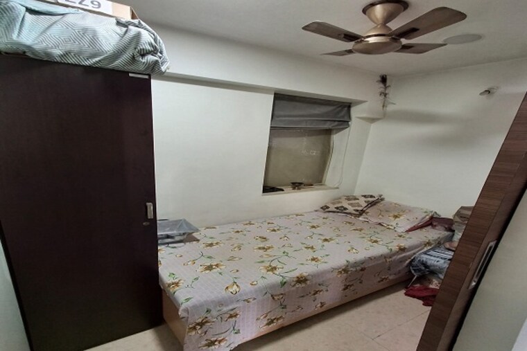 Bedroom, kalpataru-aura 2.5 Bedroom 771 Sq.Ft. Apartment In Ghatkopar West Mumbai 9565405