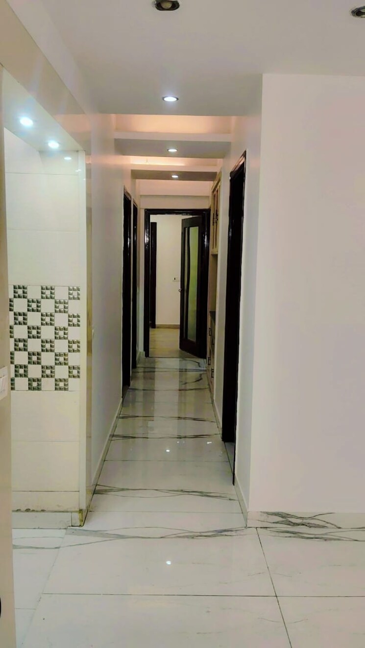 undefined, krishna-apra-residency 3.5 Bedroom 1847 Sq.Ft. Apartment In Sector 61 Noida 9565433