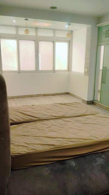 Bedroom in 3.5 BHK Apartment at Krishna Apra Residency, Sector 61 – for Sale