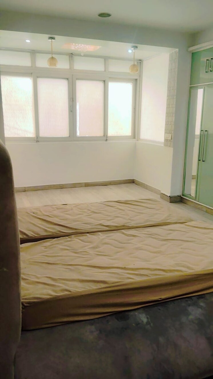 Bedroom, krishna-apra-residency 3.5 Bedroom 1847 Sq.Ft. Apartment In Sector 61 Noida 9565433