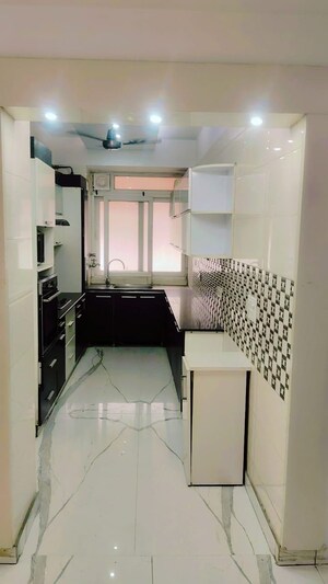 3.5 BHK Apartment For Sale in Krishna Apra Residency, Sector 61