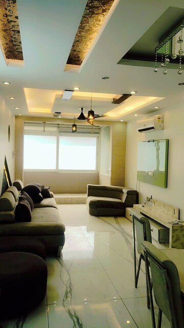 Master Bedroom in 3.5 BHK Apartment at Krishna Apra Residency, Sector 61 – for Sale