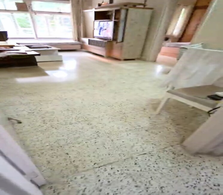 Room, dadar east 2 Bedroom 750 Sq.Ft. Apartment In Dadar East Mumbai 9565443