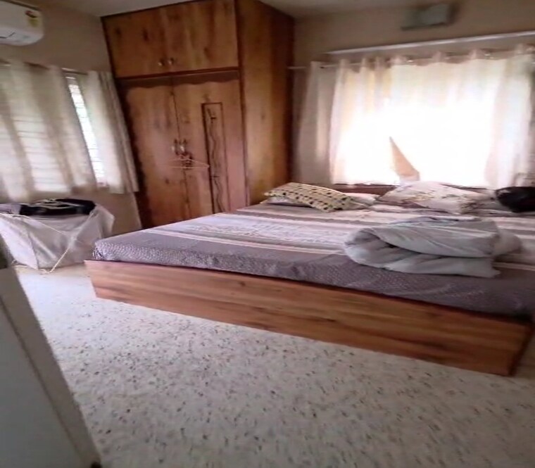 Bedroom, dadar east 2 Bedroom 750 Sq.Ft. Apartment In Dadar East Mumbai 9565443