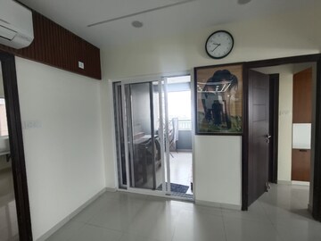 Room in 3 BHK Apartment at Raheja Vistas, Nacharam – for Rent