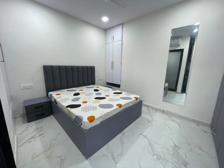 Bedroom, sector 56 1.5 Bedroom 700 Sq.Ft. Builder Floor In Sector 56 Gurgaon 9565478