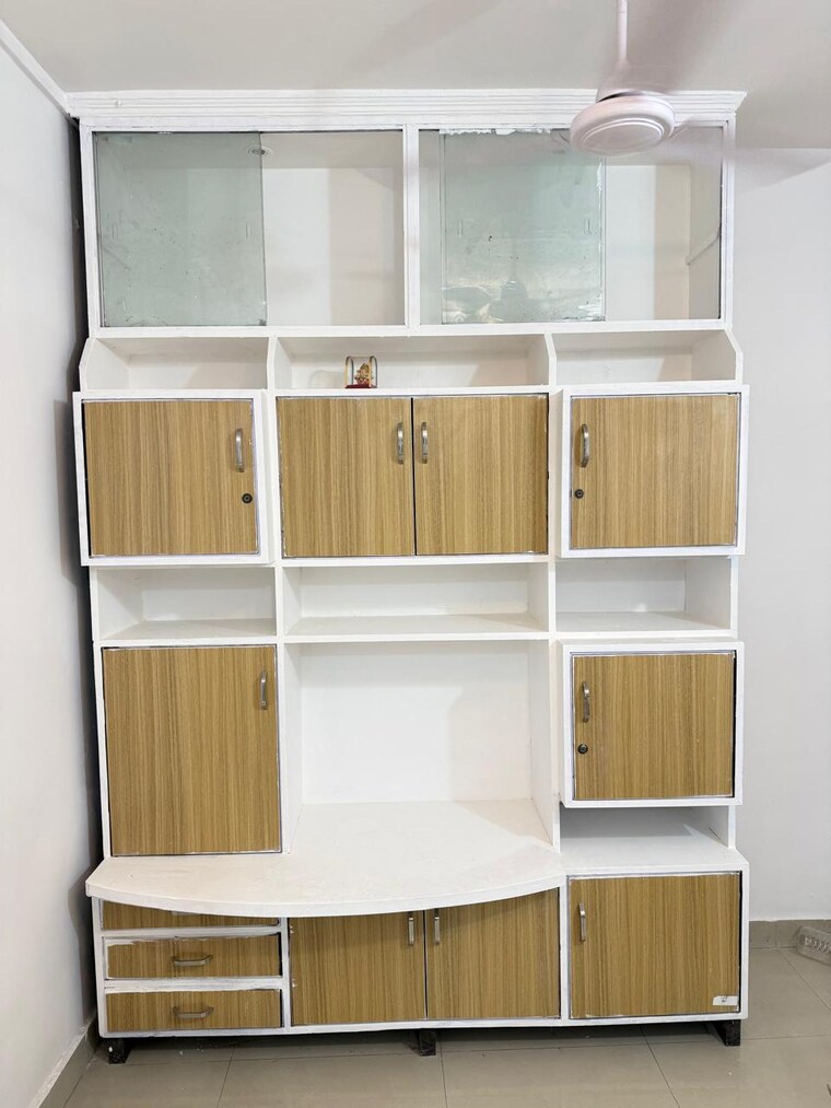 undefined, shalom-chs 1 Bedroom 400 Sq.Ft. Apartment In Jogeshwari West Mumbai 9565471