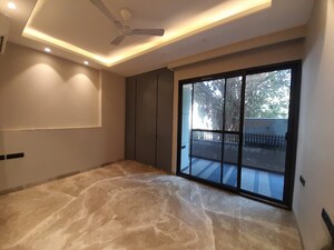 Room in 3 BHK Builder Floor at Greater Kailash Part 3 – for Rent