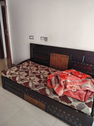 Bedroom in 3 BHK Apartment at ROF Aalayas, Sector 102 – for Rent