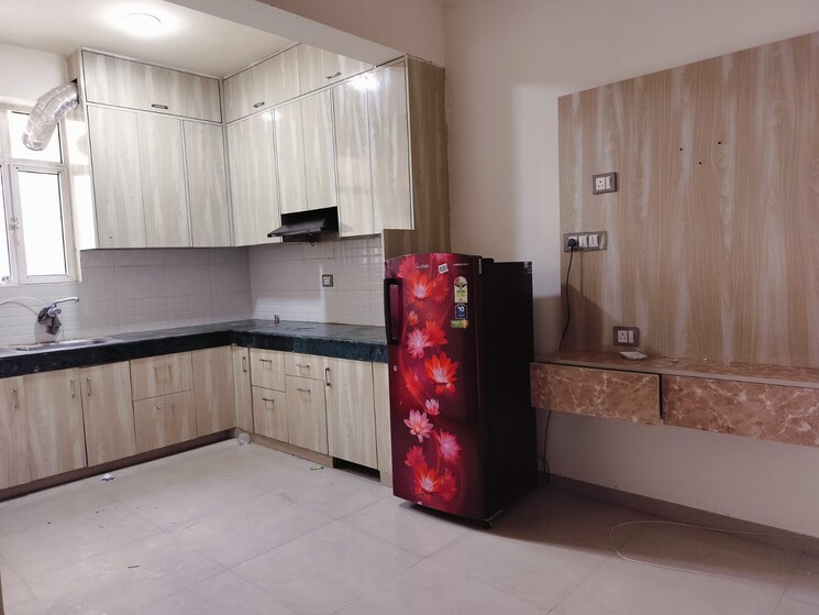 Kitchen, rof-aalayas 3 Bedroom 645 Sq.Ft. Apartment In Sector 102 Gurgaon 9565535