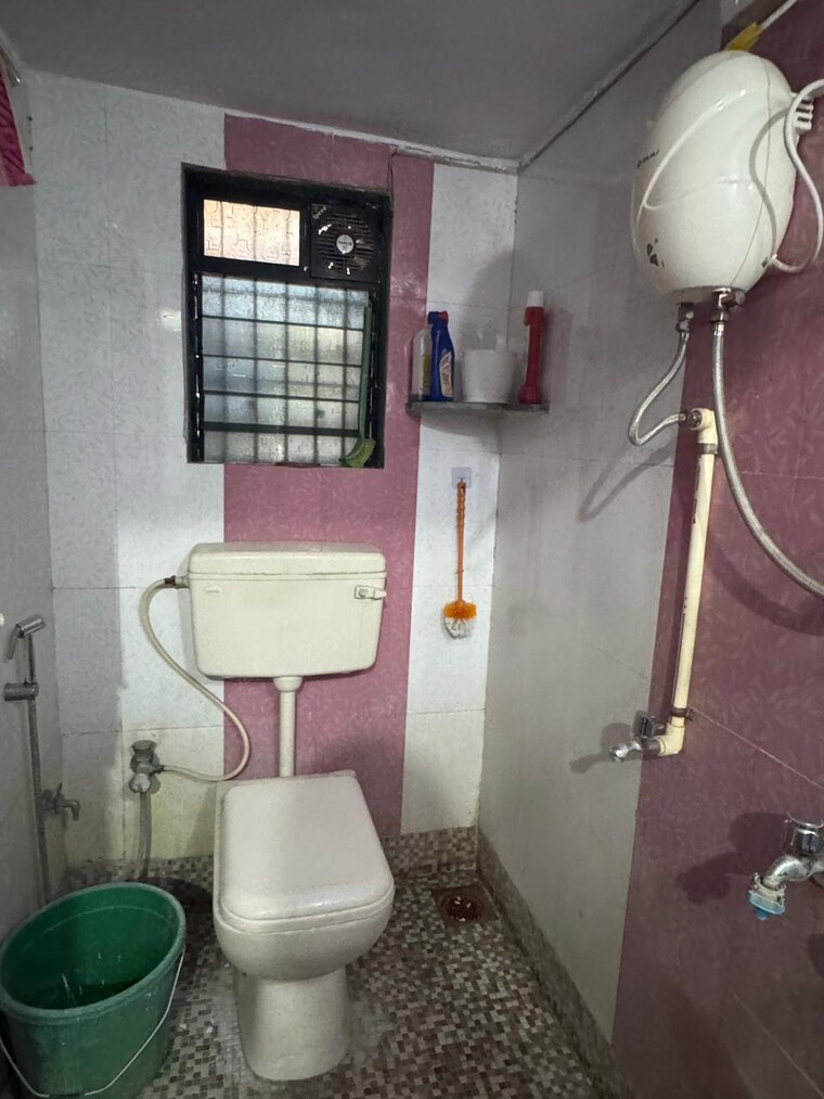Bathroom, dombivli east 1 Bedroom 431 Sq.Ft. Apartment In Dombivli East Thane 9565491