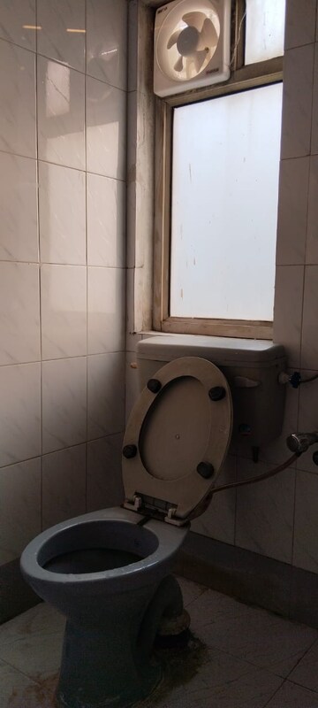 Bathroom in 1.5 BHK Builder Floor at Greater Kailash I – for Rent