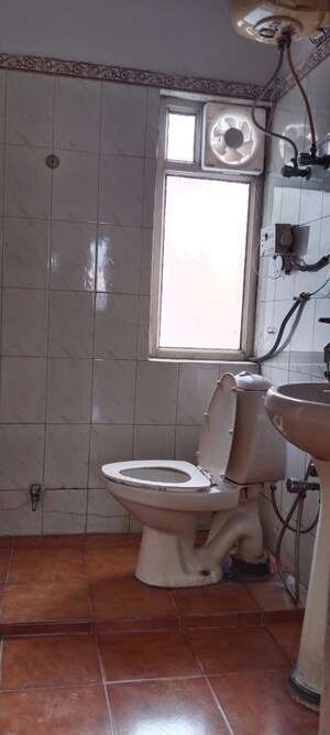 Bathroom in 1.5 BHK Builder Floor at Greater Kailash I – for Rent