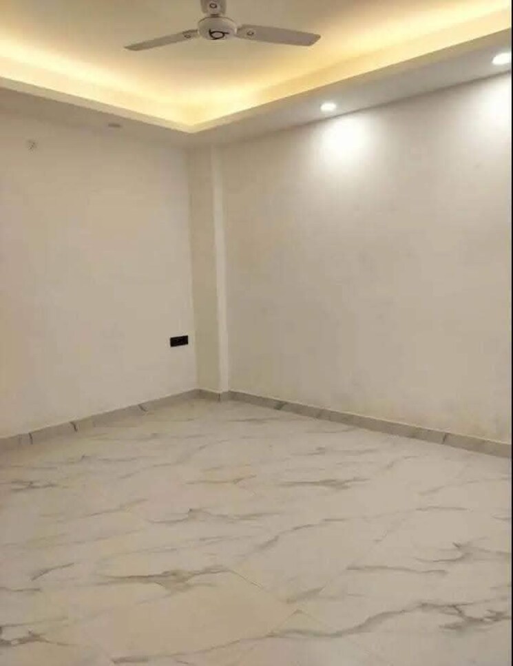 Bedroom, freedom fighters enclave 2 Bedroom 1050 Sq.Ft. Apartment In Freedom Fighters Enclave Delhi 9565507