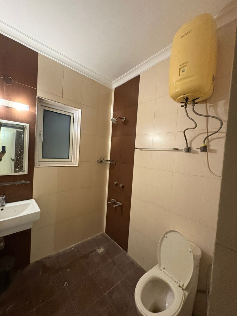 Kitchen, greater kailash i 2 Bedroom 1080 Sq.Ft. Builder Floor In Greater Kailash I Delhi 9565505