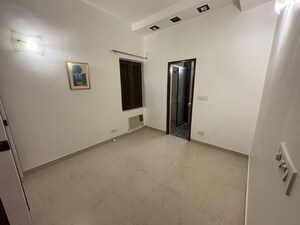 Room in 2 BHK Builder Floor at Greater Kailash I – for Rent