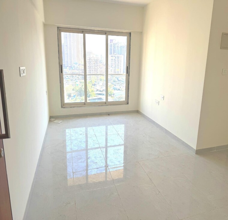 Room, bharat-arize 2.5 Bedroom 800 Sq.Ft. Apartment In Goregaon West Mumbai 9565504