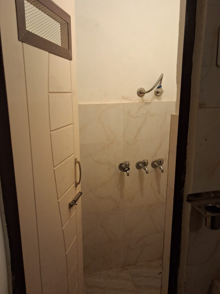 Bathroom, sector 25 2 Bedroom 788 Sq.Ft. Independent House In Sector 25 Chandigarh 9565540