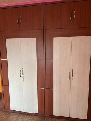 Furnished Amenities in 3 BHK Apartment at Diamond City South, Tollygunge – for Rent