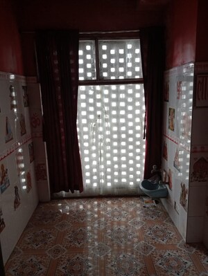 Room in 3 BHK Apartment at Diamond City South, Tollygunge – for Rent