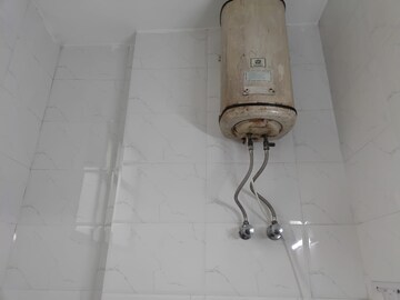 Bathroom in 2 BHK Builder Floor at Green Park Extension – for Rent