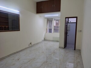 Room in 2 BHK Builder Floor at Green Park Extension – for Rent