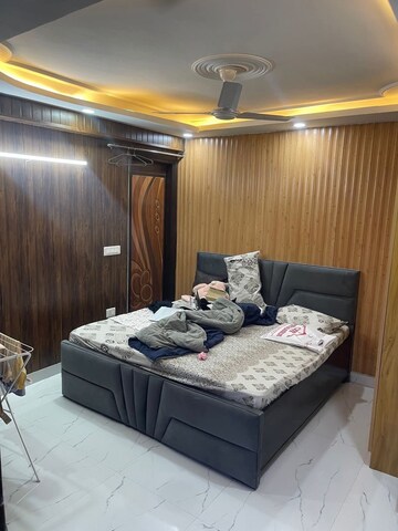 Master Bedroom in 2 BHK Apartment at Saket – for Rent