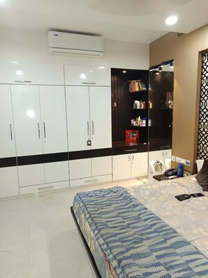 Master Bedroom in 2 BHK Apartment at Lodha Fiorenza, Goregaon East – for Rent