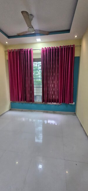 Room in 2 BHK Apartment at Vasant Fiona, Pokhran Road No Two – for Rent