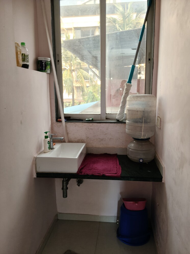 undefined, fenkin-capital Commercial Office Space 320 Sq.Ft. In Naupada Thane 9565615