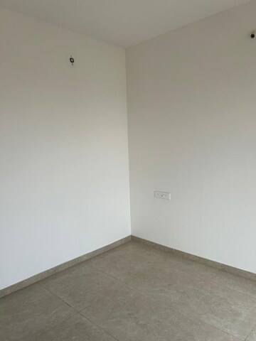 Room in 3 BHK Apartment at Vilas Javdekar Yashone Eternitee, Hinjewadi – for Rent