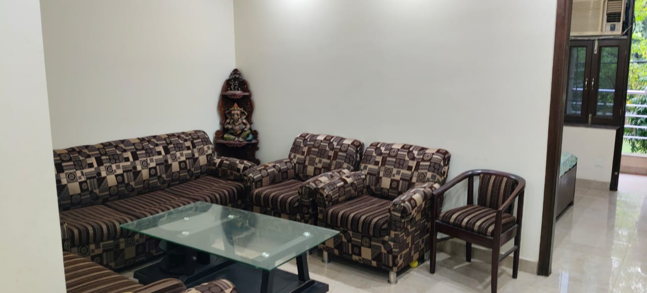 2 BHK + Extra Room Builder Floor For Rent in Kalkaji 