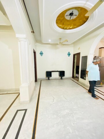 Building Lobby in 2 BHK Builder Floor at Unitech Infospace, Sector 21 – for Rent