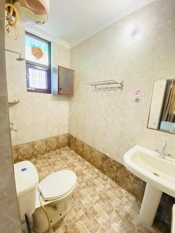 Bathroom in 2 BHK Builder Floor at Unitech Infospace, Sector 21 – for Rent