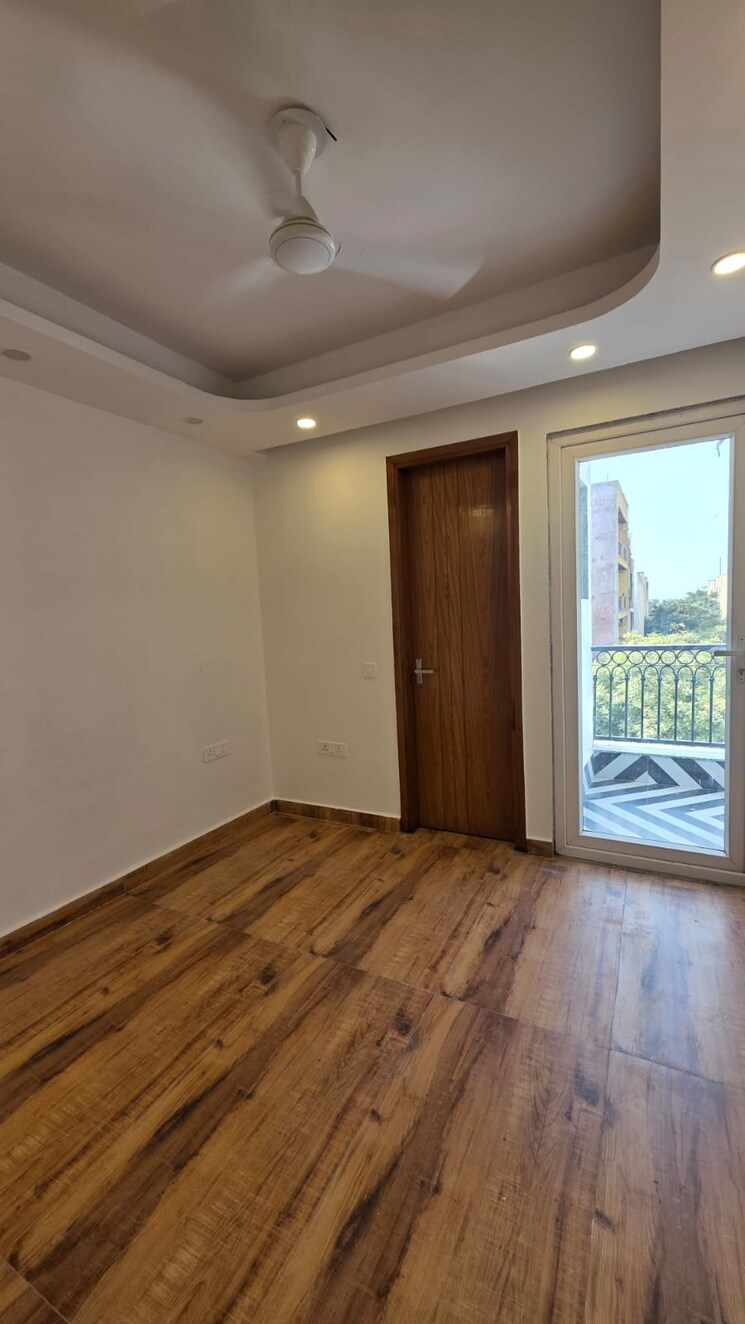 Room, saket 3 Bedroom 2250 Sq.Ft. Builder Floor In Saket Delhi 9565676