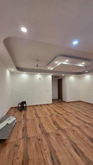 Room in 3 BHK Builder Floor at Saket – for Rent