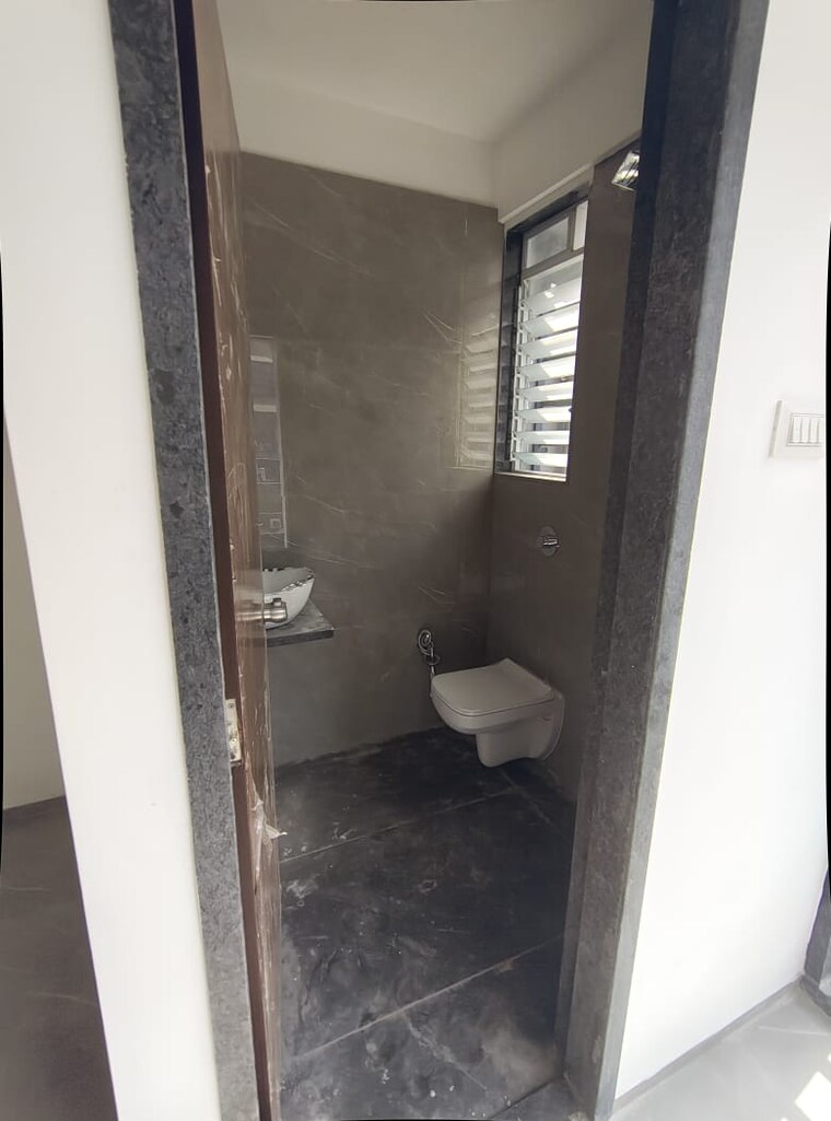 Bathroom, ghatkopar east 2 Bedroom 650 Sq.Ft. Builder Floor In Ghatkopar East Mumbai 9565666