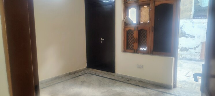 Room, sector 46 2 Bedroom 1500 Sq.Ft. Independent House In Sector 46 Faridabad 9565674