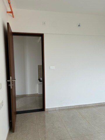 Room in 1 BHK Apartment at Vilas Javdekar Yashone Eternitee, Hinjewadi – for Rent