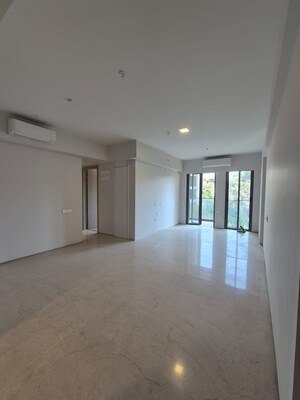 Room in 3 BHK Apartment at Rustomjee Seasons, Bandra East – for Sale
