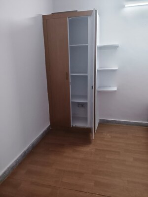 Room in 2 BHK Builder Floor at Sector 22b – for Rent