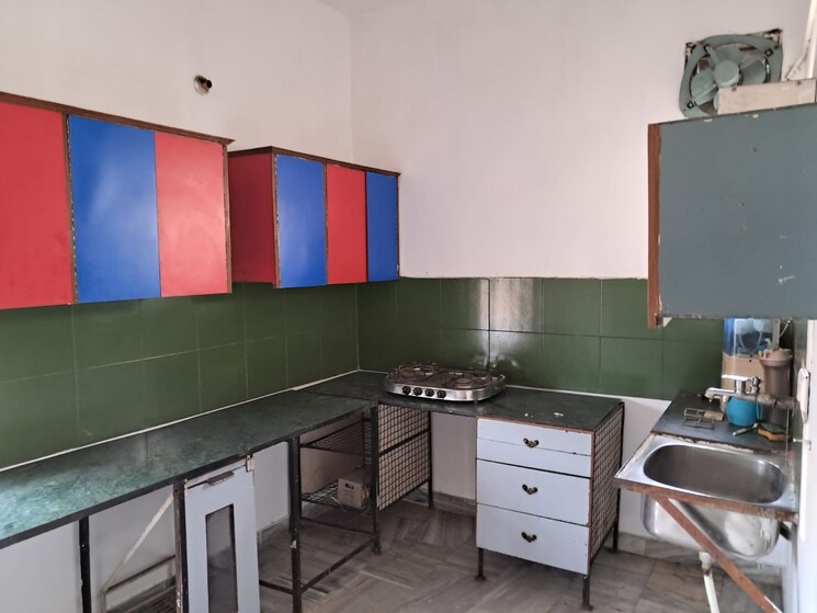 Kitchen, sector 12 panchkula 1.5 Bedroom 1850 Sq.Ft. Independent House In Sector 12 Panchkula Panchkula 9565705