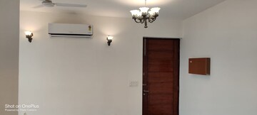 Furnished Amenities in 2.5 BHK Apartment at Emaar MGF Emerald Hills, Sector 65 – for Sale