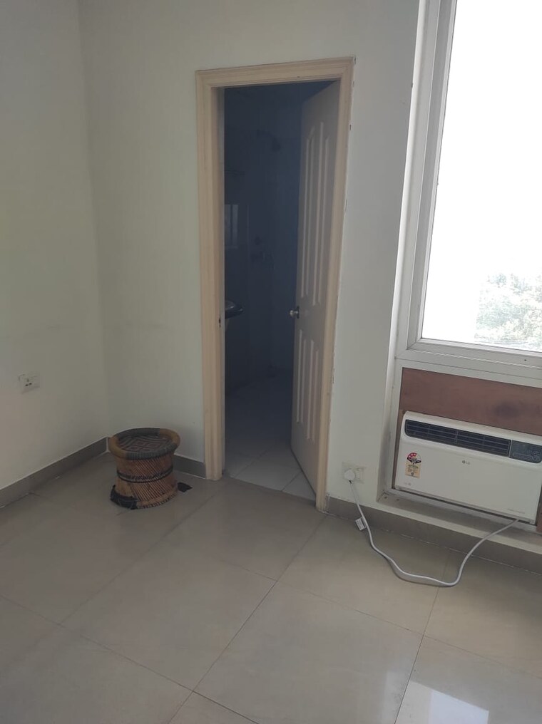 Room, mapsko-paradise 3 Bedroom 1340 Sq.Ft. Apartment In Sector 83 Gurgaon 9565755