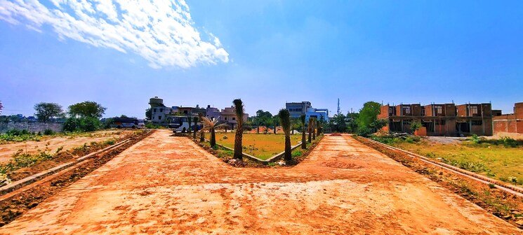 Garden, sewla jat  105 Sq.Yd. Plot In Sewla Jat Agra 9565801