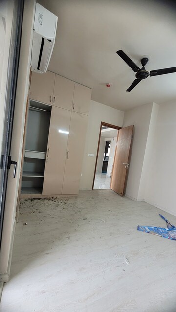 Building Lobby in 3 BHK Apartment at M3M Heights, Sector 65 – for Sale