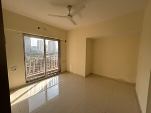 Room in 1 BHK Apartment at JVM Pearl, Kavesar – for Rent