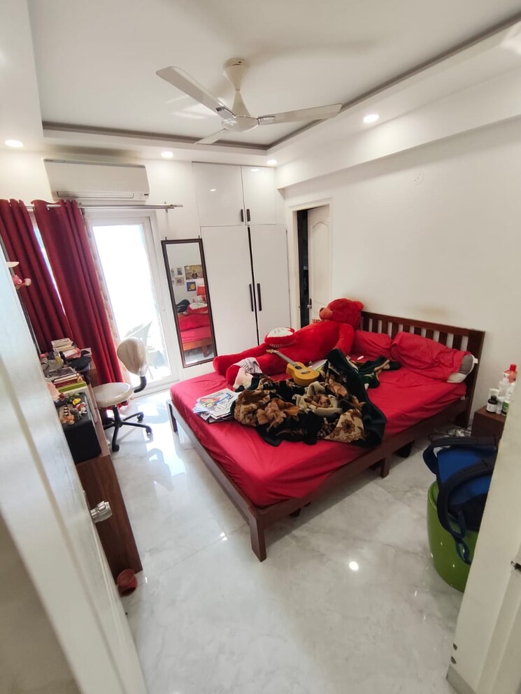 Bedroom, paras-seasons 3.5 Bedroom 1625 Sq.Ft. Apartment In Sector 168 Noida 9565848