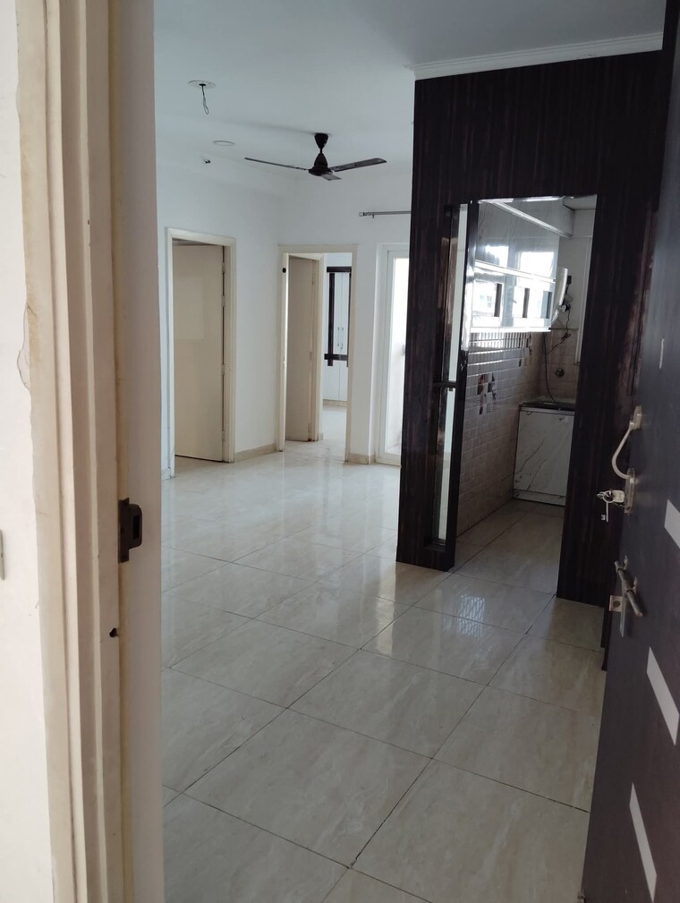 Room, gaur-city-2-14th-avenue 2 Bedroom 1040 Sq.Ft. Apartment In Sector 16c Greater Noida Greater Noida 9565869