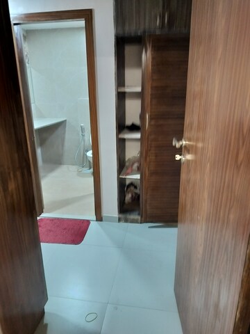 Furnished Amenities in 3 BHK Villa at Santacruz West – for Rent